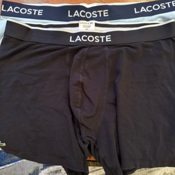 Lacoste - Picture 1 of 2